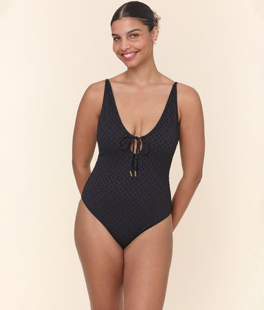 Sicily One Piece Eyelet Eyelet Long Torso